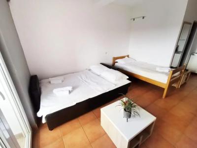 Moon Rocks Hostel - 61