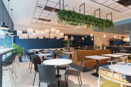 Hampton By Hilton Utrecht Centraal Station - 20