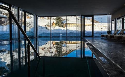 Nova - 7