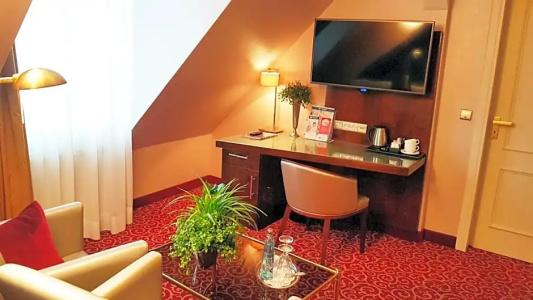 Best Western Plus StadtPalais - 42