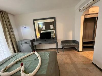 Tiana Beach Resort - 82