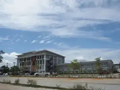 Suksomboon - 11