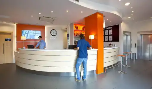 Holiday Inn Express, An Ihg - 41