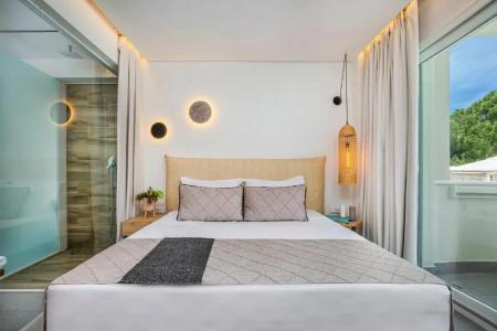 Mirablue Luxury Residences - 170