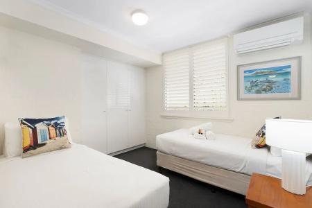 Noosa International - 48