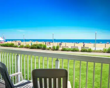 Holiday Inn Express & Suites Virginia Beach Oceanfront, An Ihg - 25