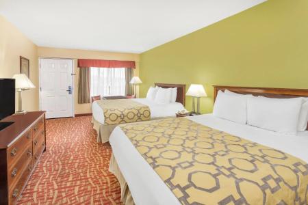 Baymont by Wyndham Pigeon Forge - 3