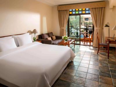 Novotel Bahrain Al Dana - 2