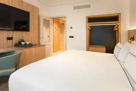 Melia Barajas - 4