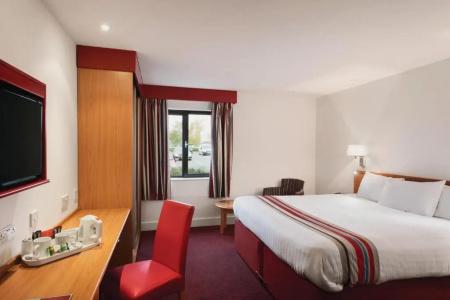 Ramada Cambridge - 19
