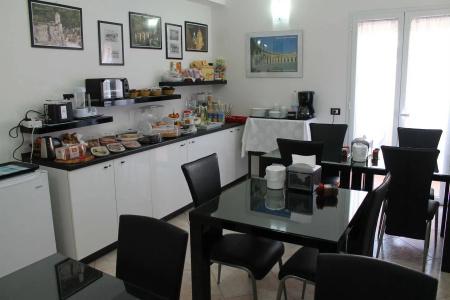 B&B Brezza Marina & Shoreline Restaurant - 13