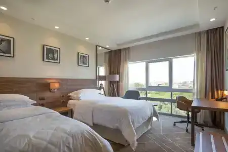 Sheraton - 63