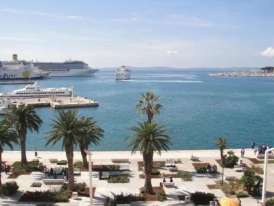 Kastel 1700 Boutique - 140