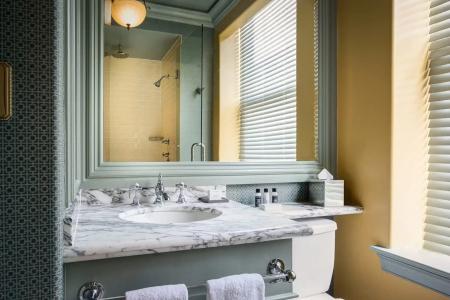 Icon, Autograph Collection - 9