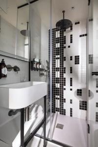 Hôtel Raspail Montparnasse - 49
