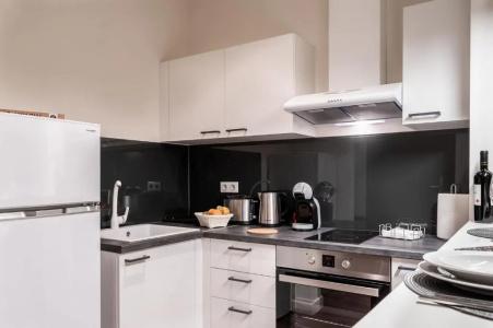 Urban Nest - Suites & - 55