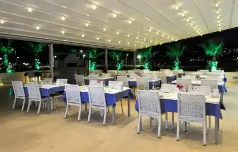 Luga Boutique & Beach - 17