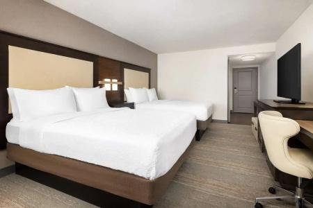 Hampton Inn & Suites -, CA - 67