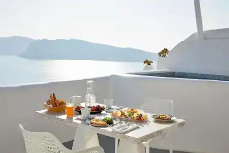 La Perla Villas and Suites - Adults Only - 10