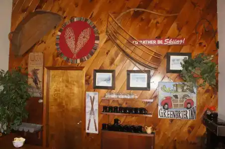 Greenbrier Inn - 21