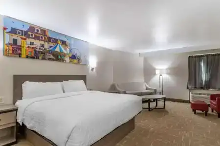 Clarion Pointe Galveston Seawall - 58