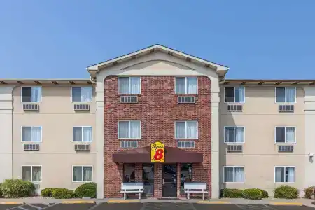 Super 8 By Wyndham Dfw Airport/South - 0