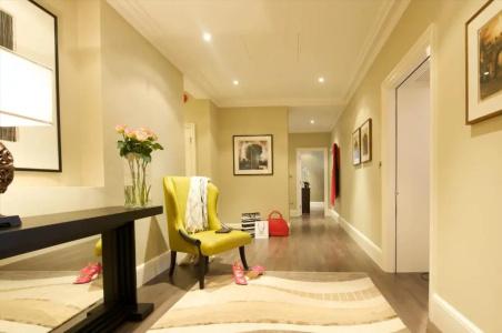 Taj 51 Buckingham Gate Suites and Residences - 71