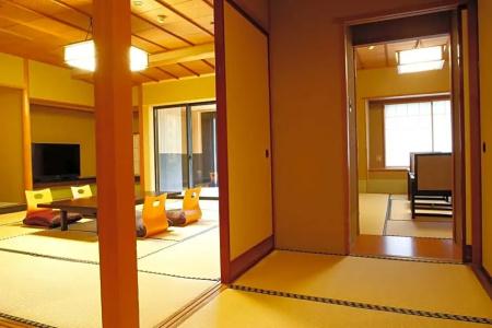 Yamanaka Onsen Hanatsubaki - 69