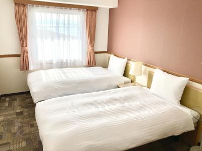 Toyoko Inn Airport - 15