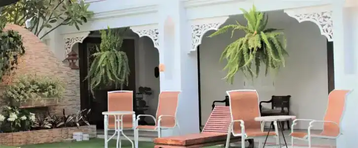White Boutique and Spa - 33