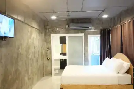 Area 69 (Don Muang Airport) - 39
