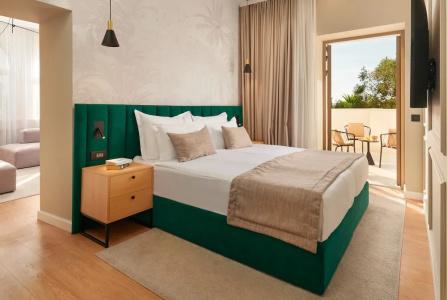 Moeesy, Blue & Green Oasis - new in June 2022 - 60