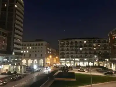 Simoni 10 - 26