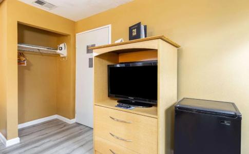 Quality Inn - Hwy 76 Central - 20