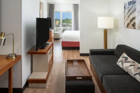 SpringHill Suites by Marriott Charleston Riverview - 76