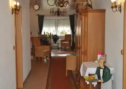 & Restaurant Bei Hölzchen - 16
