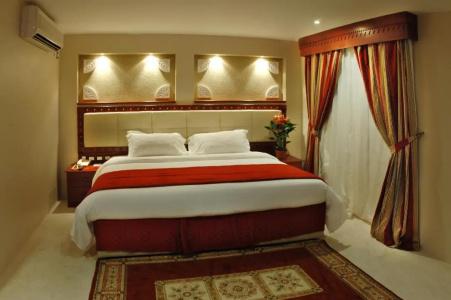 Al Liwan Suites - 1