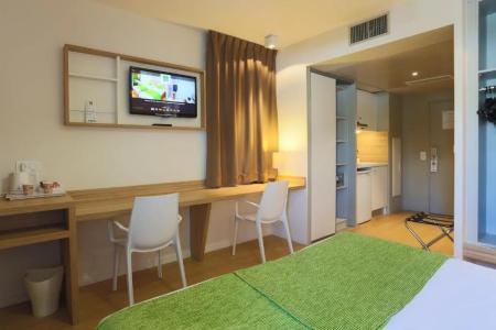 Q7 Lodge Lyon 7 - 50