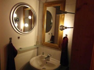 Homeplanet Hostel - 7