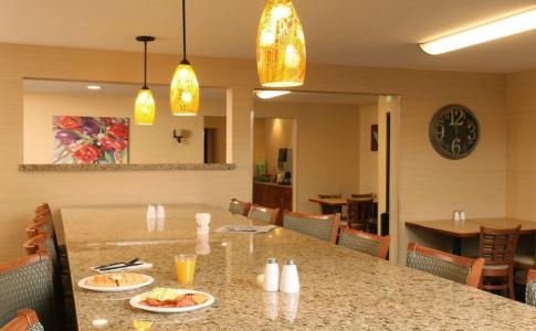 Quality Inn Oakwood - 31