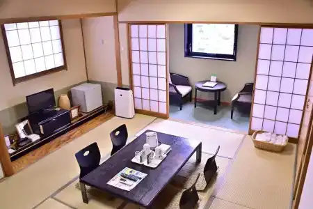 Takasaki Urban - 16