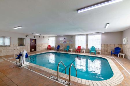 Quality Suites - 10