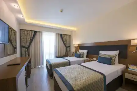 Miarosa Incekum West Resort - 1