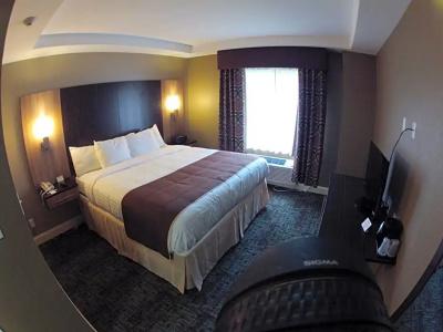 Aashram by Niagara River - 27