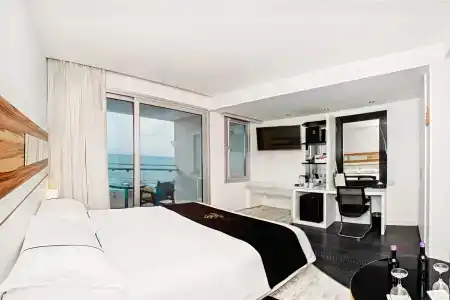 The Ciao Stelio Deluxe (Adults Only) - 58