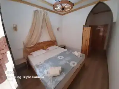 Nazira - 96