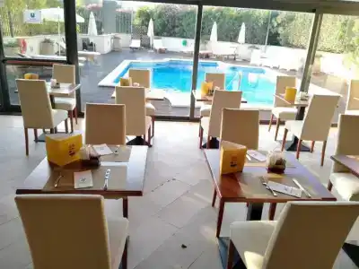 Holiday Inn Cagliari, An Ihg - 2