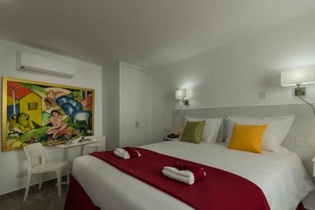 Art & Wine Studios and Apts - 115