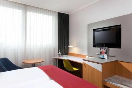 Ramada by Wyndham Hannover - 22