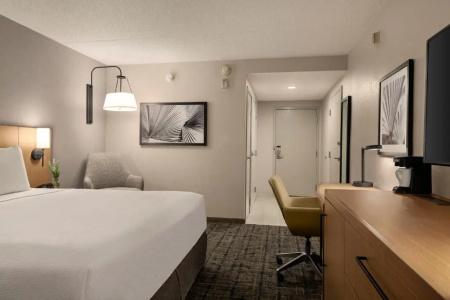 Hyatt Place Tucson Central - 40